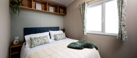 3 bedrooms, individually decorated, individually furnished, free WiFi