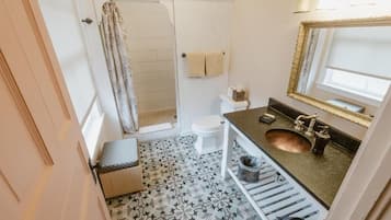 Singola Deluxe | Bagno | Asciugacapelli, asciugamani, sapone, shampoo