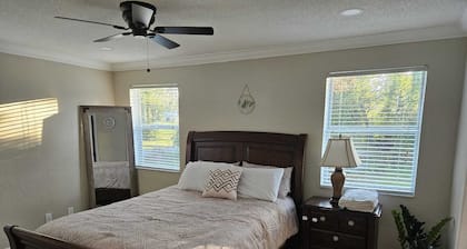 Cozy Home Near Springs, Suwannee Park & I-10