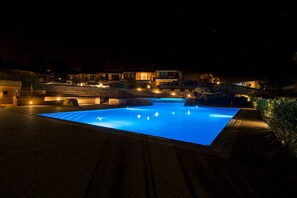 Outdoor pool - Oliveto al Porto 35 with lake view and pool (Moniga del Garda)
