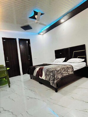 Single Room, City View - Brothers Hotel  (Panchkula Urban Estate)