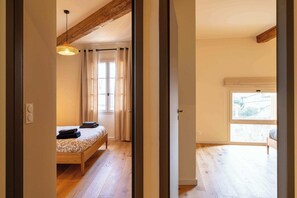 熨斗/熨衣板、WiFi、床单