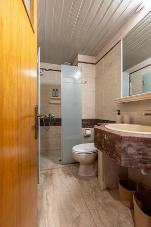 Hair dryer, towels - The Sand Suite | Avra Suites (Kos)