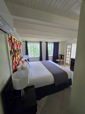 1 bedroom, iron/ironing board, WiFi, bed sheets - Live Easy at the mystic (Ocho Rios)