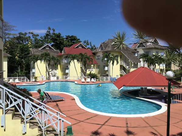 Pool - Live Easy at the mystic (Ocho Rios)