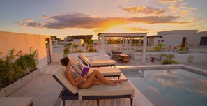 Pool - Smartdepas Tulum: Nice 1 BR Apt W/ BF, pools,  gym (Tulum)