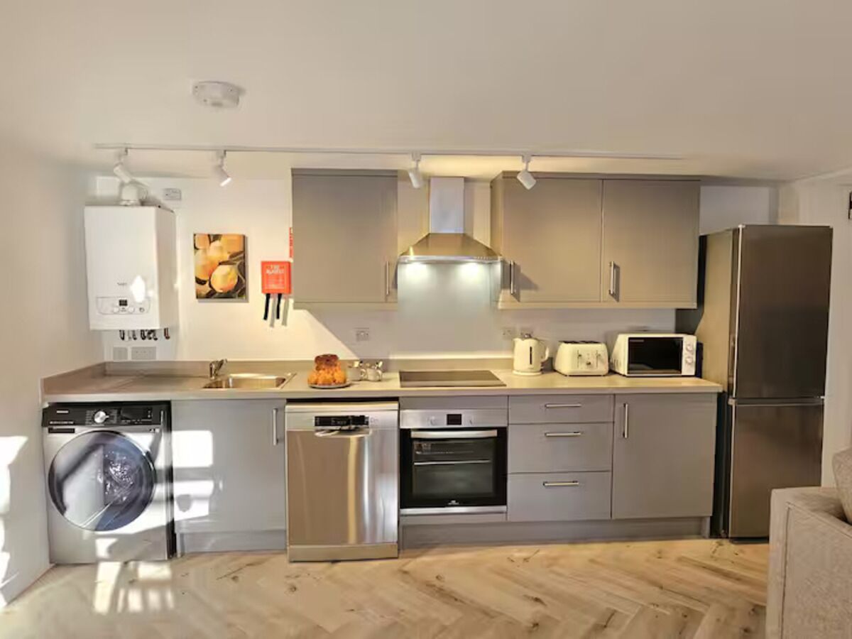 Køleskab, mikrobølgeovn, ovn, opvaskemaskine