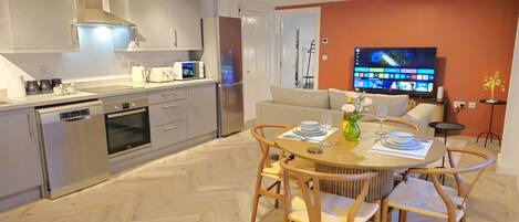 Fridge, microwave, oven, dishwasher