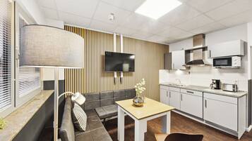 Comfort Double Room, Kitchen | Desk, laptop workspace, free WiFi