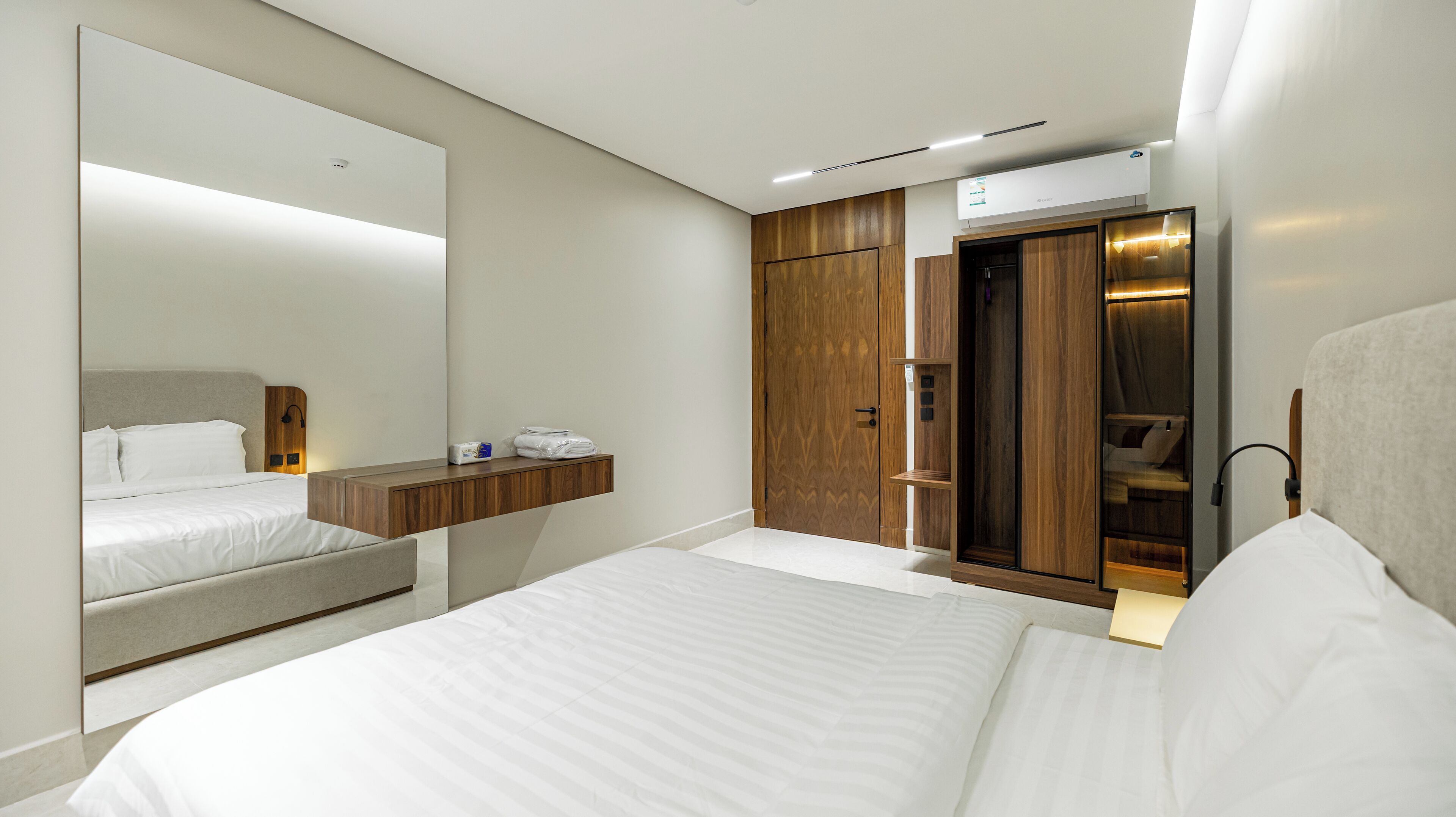 Egyptian cotton sheets, premium bedding, memory-foam beds, in-room safe