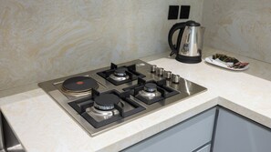 Private kitchen - Luxury two bedroom Apartment Al Rawdha (Riyadh)