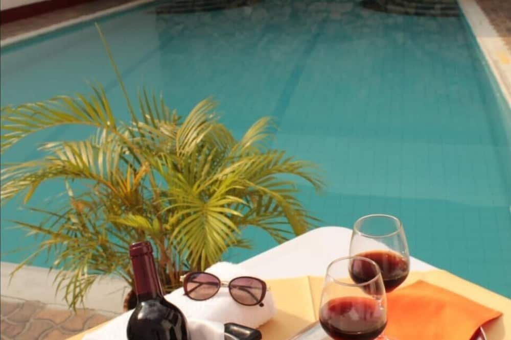 Hotel Dinastia Real