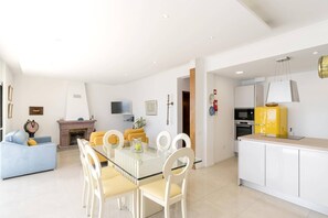 Interior - Villa Sea Shore Dio by Villa Plus (Gaula)