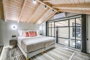 Iron/ironing board, free WiFi, bed sheets - Villa Fire by Villa Plus (Kariotes)