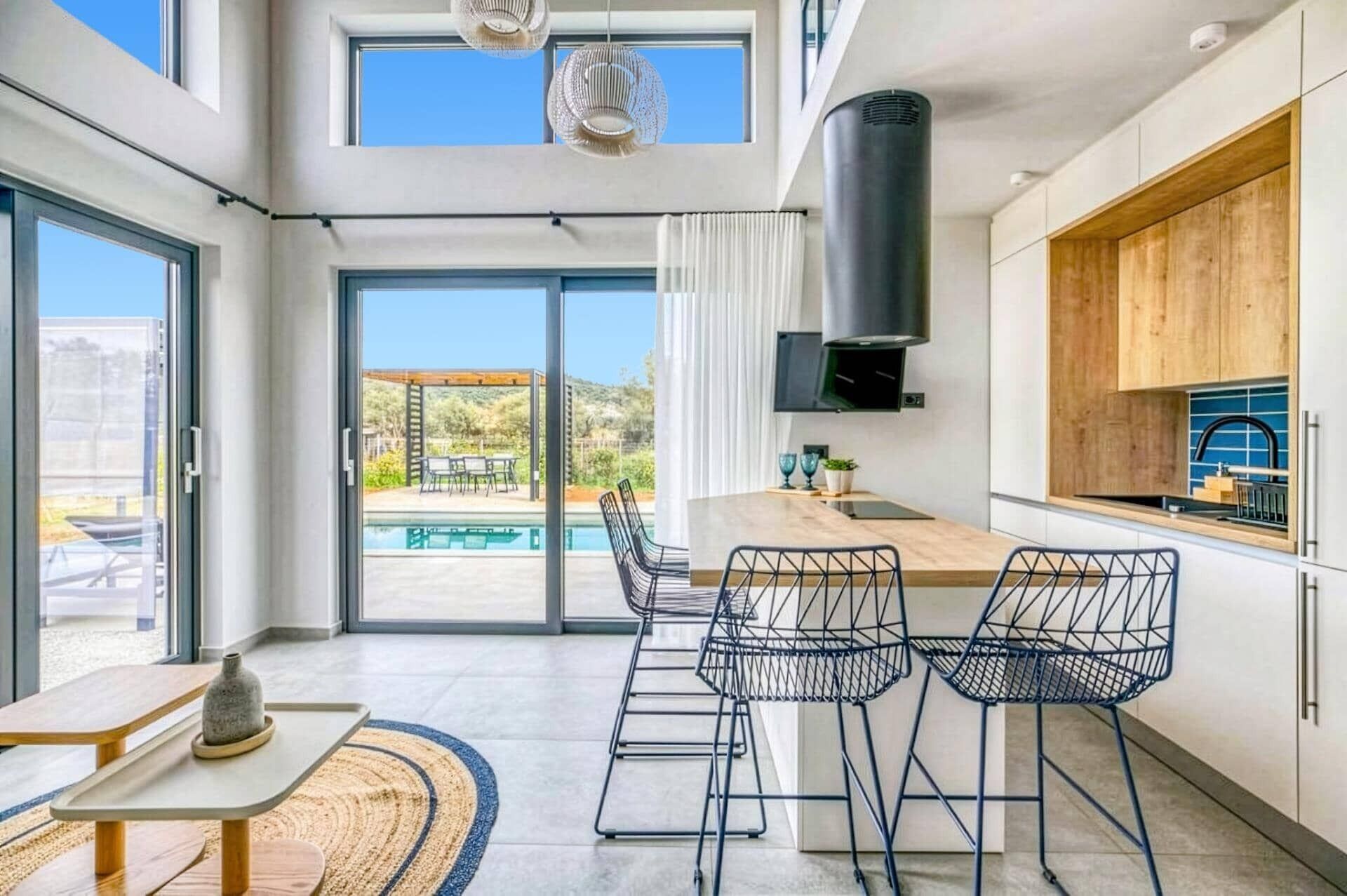 Microondas, lavavajillas y cafetera y tetera 