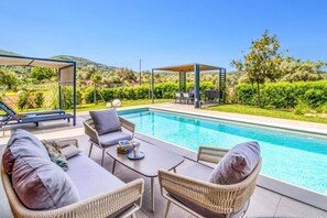 Pool - Villa Water by Villa Plus (Kariotes)