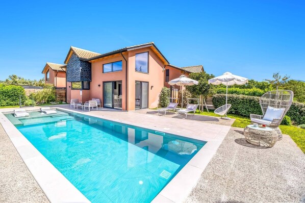 Pool - Villa Wind by Villa Plus (Ligia)