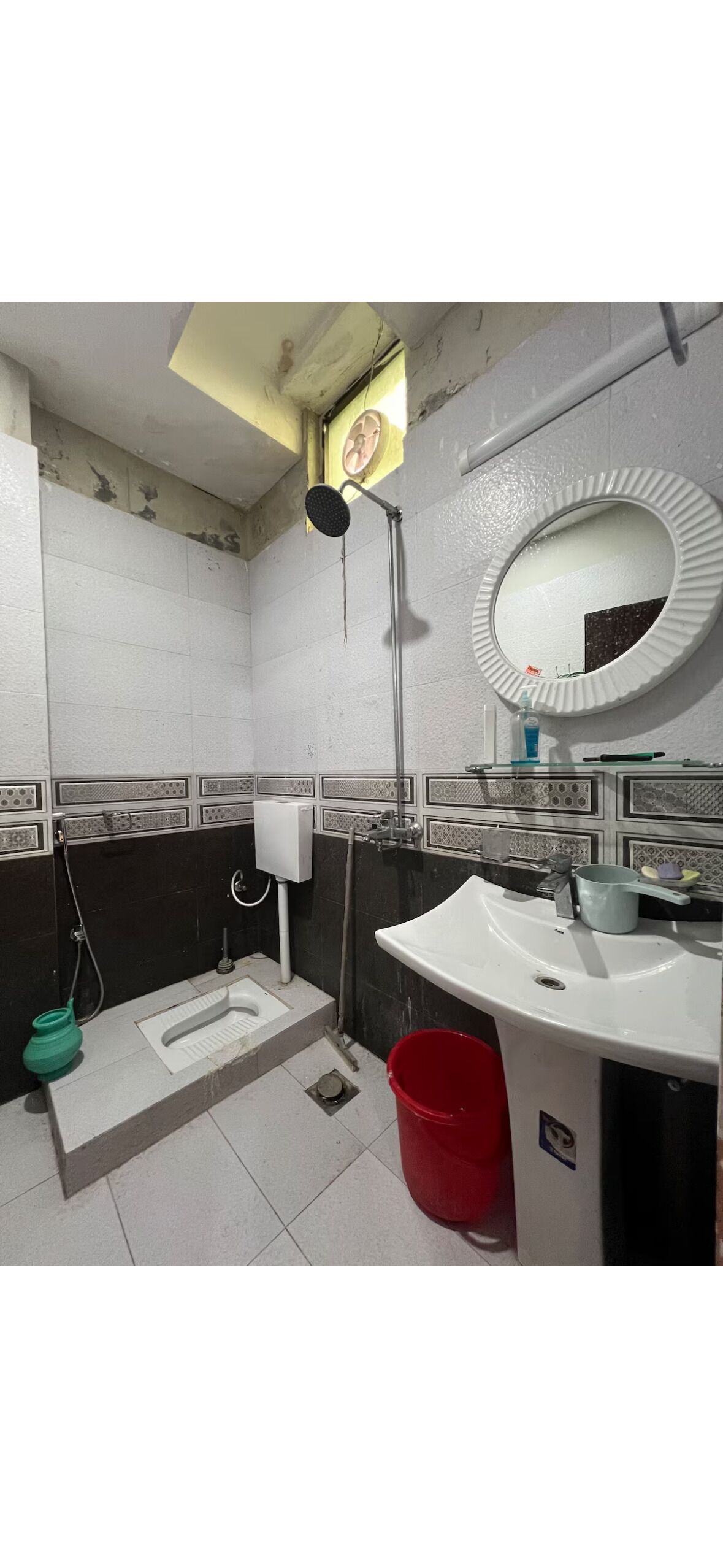 Towels, soap, toilet paper