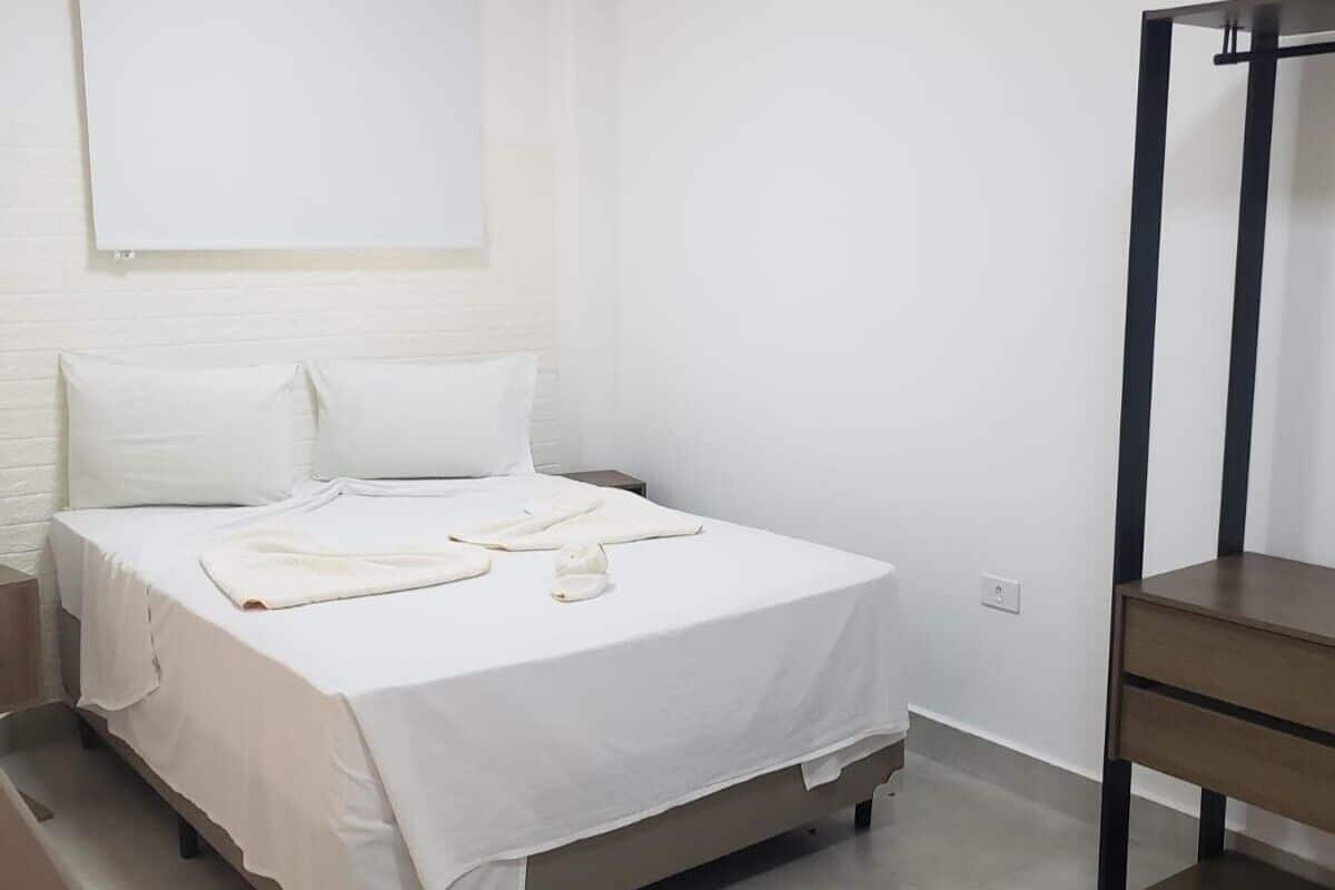 Apartment | Hypo-allergenic bedding available, WiFi (free)