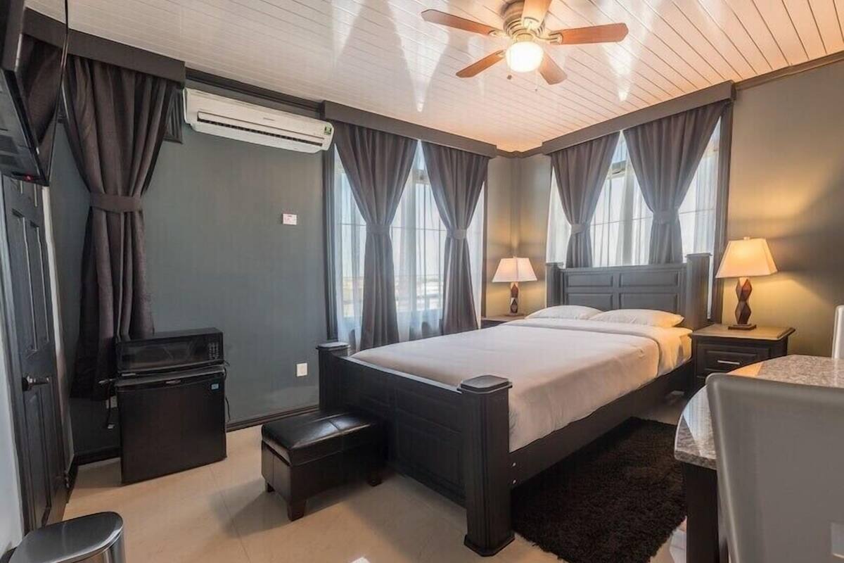 Standard Room, Balcony, City View | In-room safe, laptop workspace, blackout drapes, iron/ironing board