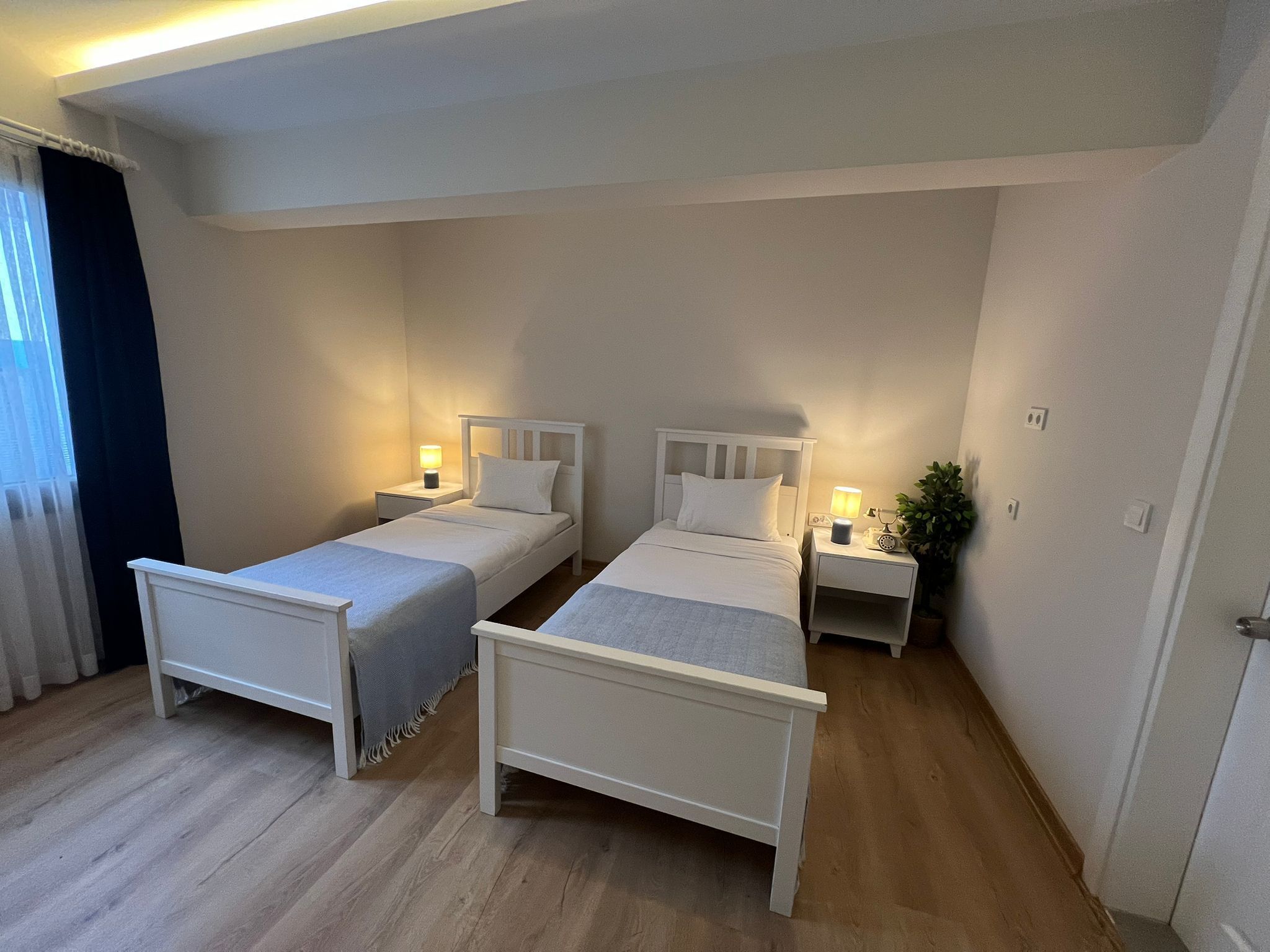 Habitación estándar con 2 camas individuales, vistas al jardín | Wifi gratis