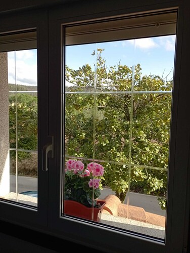 LODGING AT CASA DO SAN PAIO DE BUSCÁS ON THE ENGLISH WAY AND NATURAL SURROUNDINGS