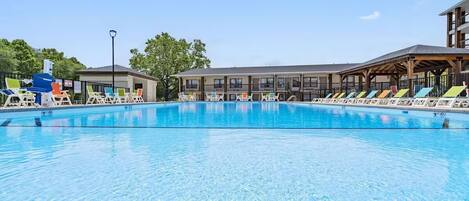 Inomhuspool och uppvärmd pool