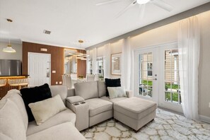 Unclassified image, 4 of 43, button - 4 BD/ 3 BA/ Lucaya Village (3-108) (Kissimmee)