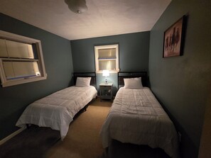 3 Schlafzimmer, Bügeleisen/Bügelbrett, WLAN, Bettwäsche