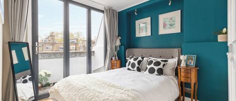 2 Schlafzimmer, Bügeleisen/Bügelbrett, Bettwäsche