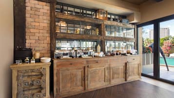 Colazione a buffet inclusa, servita tutte le mattine