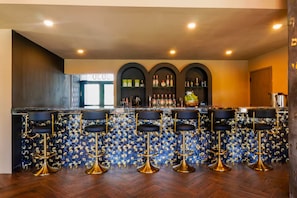 Bar (in der Unterkunft)