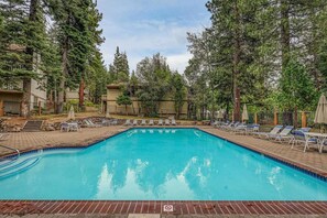 Outdoor pool, a heated pool - Kingswood Pines - your excellent winter and summer getaway at Kings Beach! (Kings Beach)