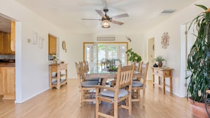 House (5 Bedrooms) | Interior - Desert Shadows by Avantstay Breathtaking Views & Pool (Joshua Tree)