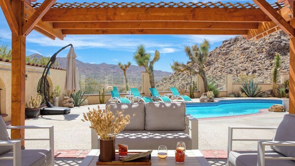 House (5 Bedrooms) | Interior - Desert Shadows by Avantstay Breathtaking Views & Pool (Joshua Tree)