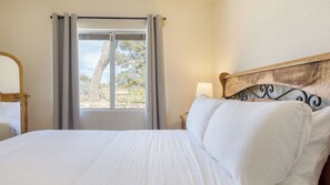 Interior - Desert Shadows by Avantstay Breathtaking Views & Pool (Joshua Tree)