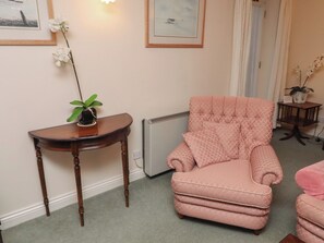 Living area - Grange Cottage (Belford)