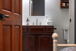 Bathroom - Saint Peter`s Rec Hall (Pittsburgh)