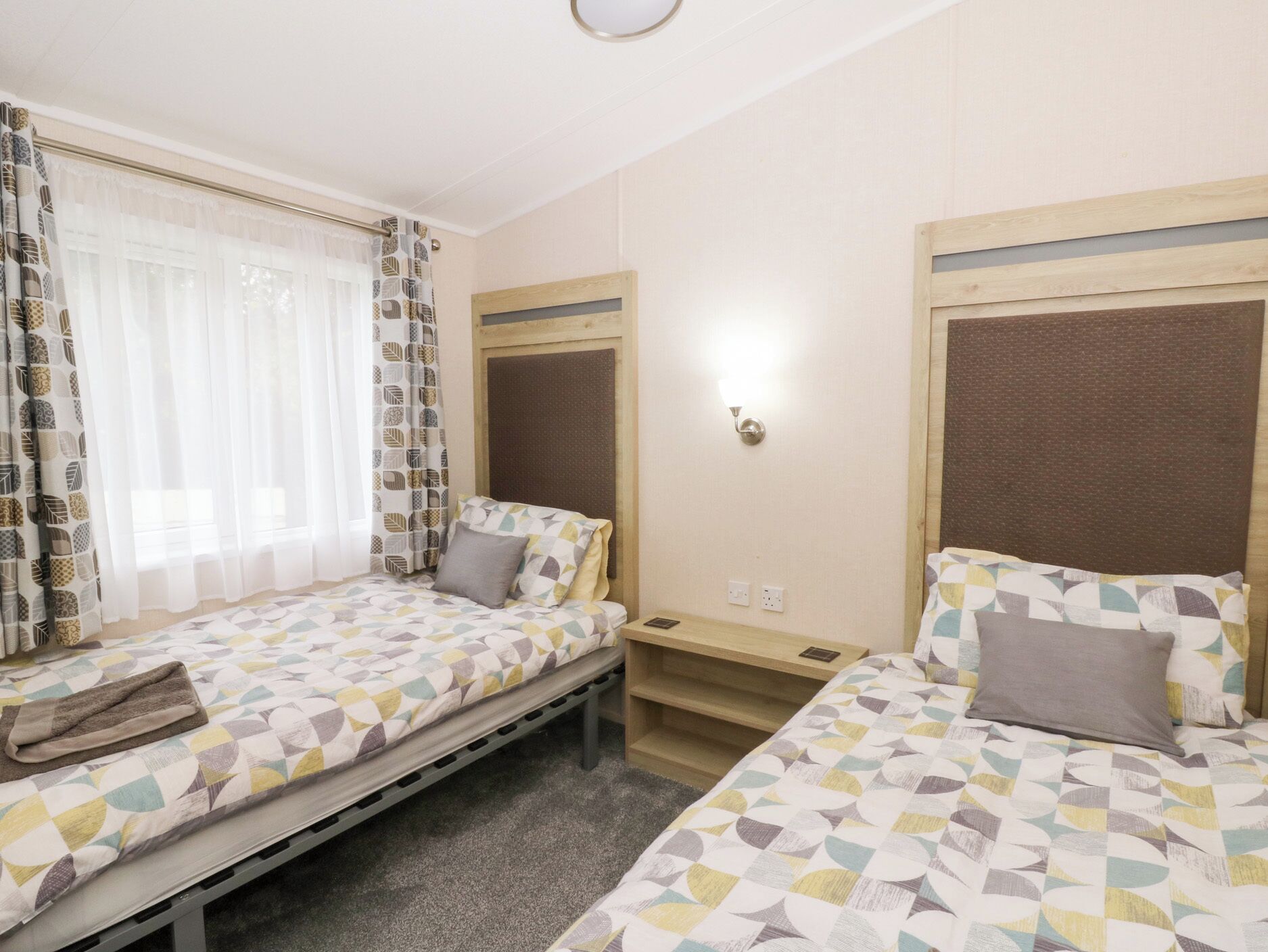 2 soverom, individuelt dekorert og individuelt innredet