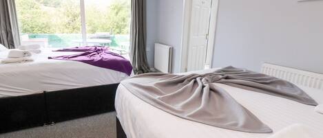 7 室のベッドルーム、客室ごとに異なる装飾、客室ごとに異なるインテリア、WiFi (無料)