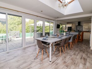 Dining - Castellolwg (Llangollen)