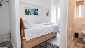 7 makuuhuonetta, yksilöllisesti sisustettu, yksilöllisesti kalustettu