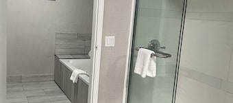 Sisk Hotel