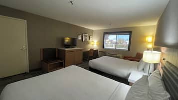 Double Room, 2 Queen Beds | Desk, free WiFi