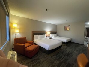 Desk, free WiFi - Grewal Hotel (Modesto)