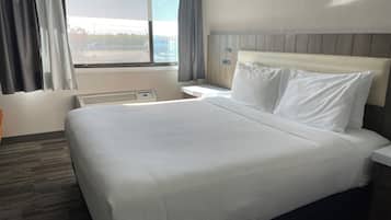 Double Room, 1 Katil Raja (King) | Meja, Wi-fi percuma