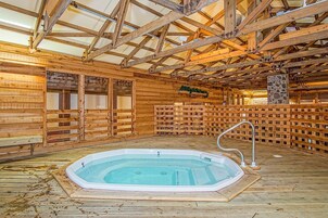 Bañera de hidromasaje interior