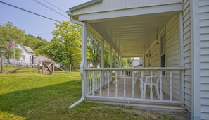 Terrace/patio - 3 Br The Shay Inn Located15 Minutes to Snowshoe Mountain (Cass)
