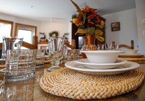 Condo, Multiple Beds, Balcony, Mountain View (2 Br: Camp 4 #24) | 2 bedrooms, individually decorated, individually furnished, bed sheets - Camp 4 24: Slope Side, Cozy 2 BR With Shuttle Service (Snowshoe)