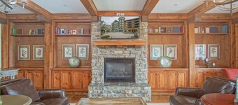 Highland House #102-104: 2br: 2 Bath